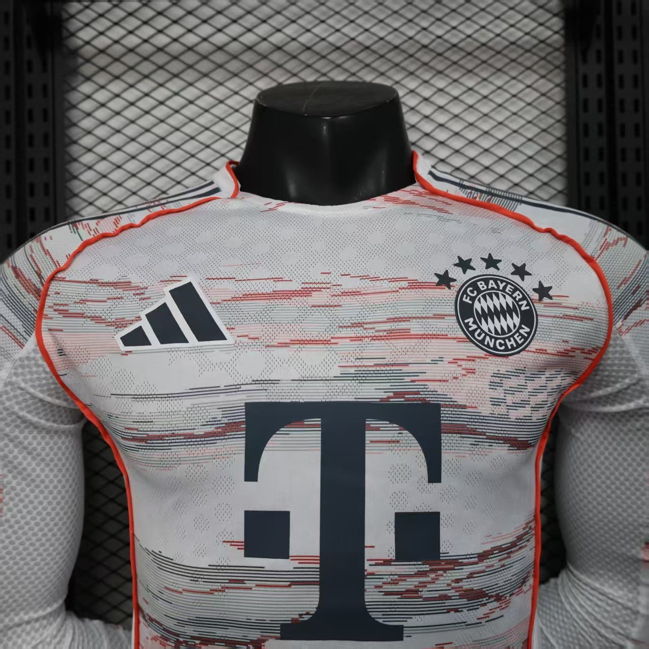 BAYERN MUNICH LONG SLEEVE AWAY 25/26 PLAYERS VERSION
