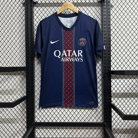 PARIS SAINT GERMAIN FAN 25/26 FAN VERSION